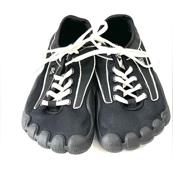 Be Real Feet Shoes - Picture 2 of 6